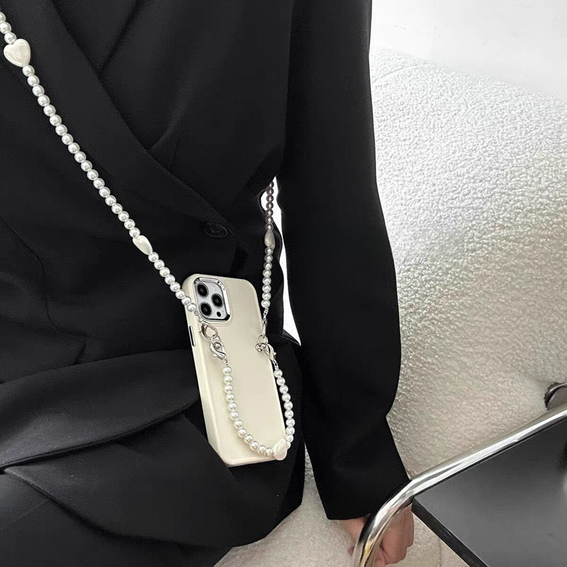 Pearl phone case and chain