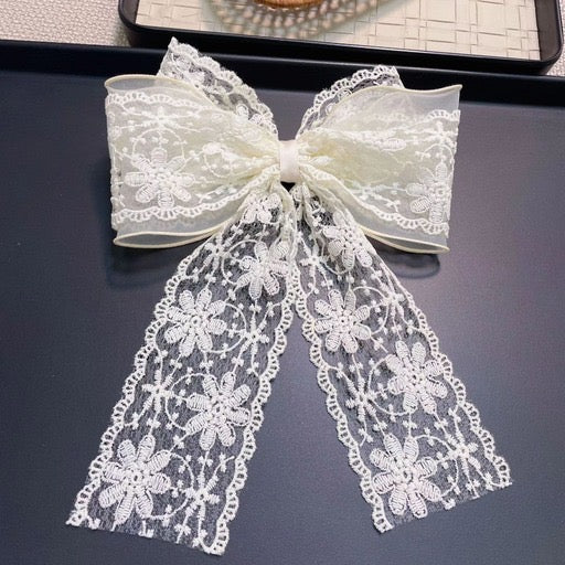 White lace bow